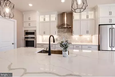 928 California Drive NE, Leesburg, VA 20176 - Photo 5