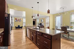 24839 Somerby Dr, Chantilly, VA 20152 - Photo 23