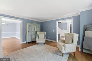 20763 Windemere Ct, Sterling, VA 20165 - Photo 9