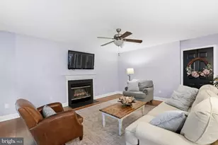20763 Windemere Ct, Sterling, VA 20165 - Photo 7