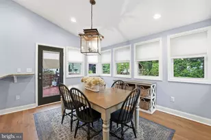 20763 Windemere Ct, Sterling, VA 20165 - Photo 5