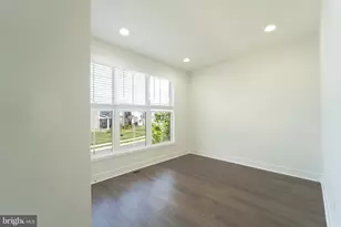 41935 Spring Air Dr, Brambleton, VA 20148 - Photo 15