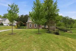 42240 Hiddenwood Ln, Aldie, VA 20105 - Photo 3