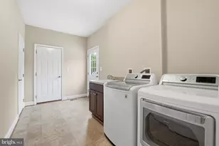 42240 Hiddenwood Ln, Aldie, VA 20105 - Photo 45