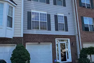 25402 Upper Clubhouse Dr, Chantilly, VA 20152 - Photo 3