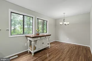 610 Giles Pl, Sterling, VA 20164 - Photo 11