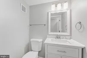 408 Cherry Ln NE, Leesburg, VA 20176 - Photo 17