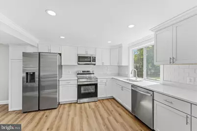 408 Cherry Lane NE, Leesburg, VA 20176 - Photo 7