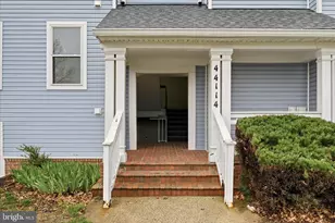 44114 Natalie Terrace, Ashburn, VA 20147 - Photo 3