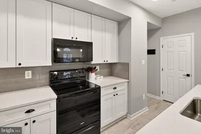 25335 Curiosity Square, Aldie, VA 20105 - Photo 17