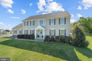 11908 Stonehouse View Ct, Lovettsville, VA 20180 - Photo 3