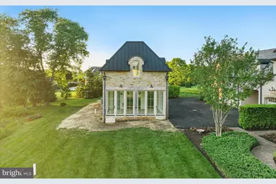 22805 Creighton Farms Drive, Leesburg, VA 20175 - Photo 5