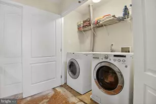 25252 Lyon Terrace, Chantilly, VA 20152 - Photo 19