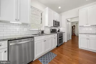 42583 Pelican Dr, Chantilly, VA 20152 - Photo 7
