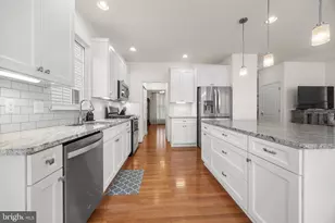 42583 Pelican Dr, Chantilly, VA 20152 - Photo 3