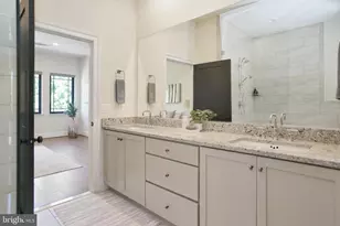 20364 Northpark Dr, Ashburn, VA 20147 - Photo 57