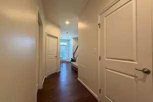 43405 Southland St, Ashburn, VA 20148 - Photo 3
