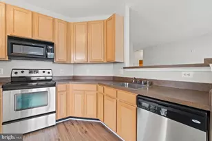 42496 Mayflower Terrace, Brambleton, VA 20148 - Photo 7