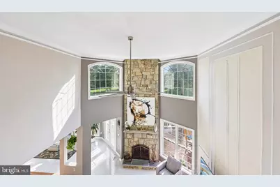 19396 Emerald Park Drive, Leesburg, VA 20175 - Photo 9