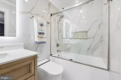 19396 Emerald Park Drive, Leesburg, VA 20175 - Photo 45