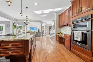 19396 Emerald Park Dr, Leesburg, VA 20175 - Photo 33