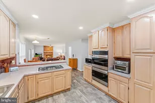43932 Tavern Dr, Ashburn, VA 20147 - Photo 11