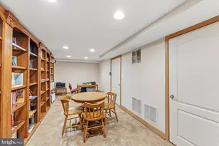 43932 Tavern Dr, Ashburn, VA 20147 - Photo 41