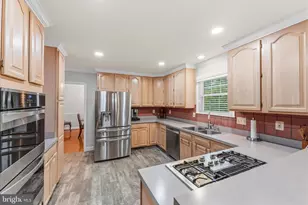 43932 Tavern Dr, Ashburn, VA 20147 - Photo 9