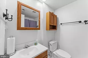 43932 Tavern Dr, Ashburn, VA 20147 - Photo 45