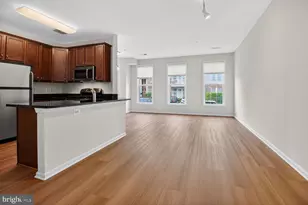 24690 Byrne Meadow Square, Aldie, VA 20105 - Photo 1