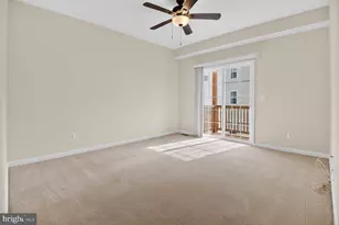 24690 Byrne Meadow Square, Aldie, VA 20105 - Photo 7
