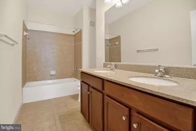 24690 Byrne Meadow Square, Aldie, VA 20105 - Photo 17