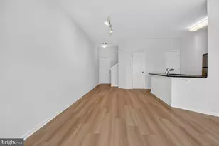 24690 Byrne Meadow Square, Aldie, VA 20105 - Photo 5