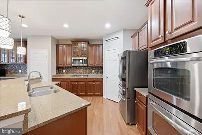 25437 Fritz Court, Aldie, VA 20105 - Photo 7