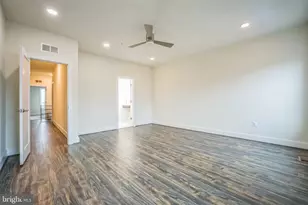 44764 Tiverton Sq, Ashburn, VA 20147 - Photo 9
