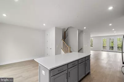 1 Shining Star Square #TURNER 22-F2-RT, Ashburn, VA 20148 - Photo 5