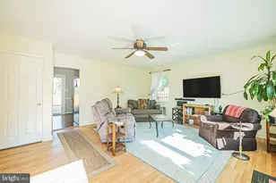131 S 26th St, Purcellville, VA 20132 - Photo 7