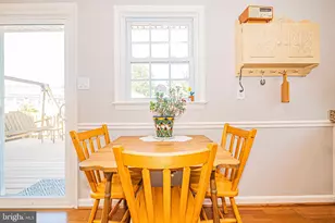 131 S 26th St, Purcellville, VA 20132 - Photo 11