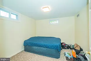 131 S 26th St, Purcellville, VA 20132 - Photo 35
