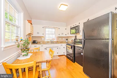 131 S 26th Street, Purcellville, VA 20132 - Photo 9