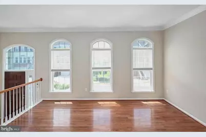 21276 Victorias Cross Terrace, Ashburn, VA 20147 - Photo 3