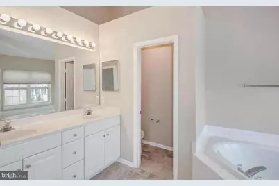 21276 Victorias Cross Terrace, Ashburn, VA 20147 - Photo 9