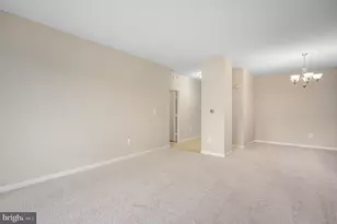 19355 Cypress Ridge Terrace, Leesburg, VA 20176 - Photo 5