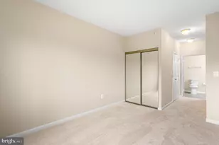 19355 Cypress Ridge Terrace, Leesburg, VA 20176 - Photo 17