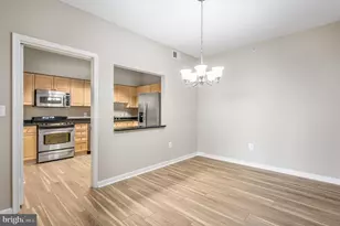 19355 Cypress Ridge Terrace, Leesburg, VA 20176 - Photo 9