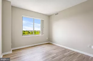 19355 Cypress Ridge Terrace, Leesburg, VA 20176 - Photo 21
