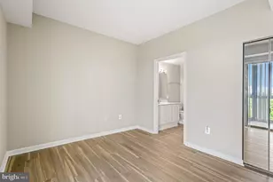 19355 Cypress Ridge Terrace, Leesburg, VA 20176 - Photo 17