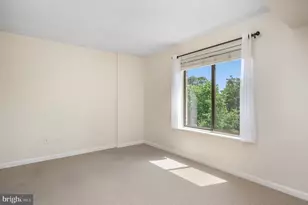 19385 Cypress Ridge Terrace, Leesburg, VA 20176 - Photo 21