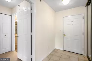 19385 Cypress Ridge Terrace, Leesburg, VA 20176 - Photo 15