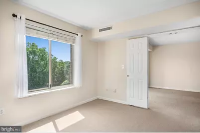 19385 Cypress Ridge Terrace #519, Leesburg, VA 20176 - Photo 23
